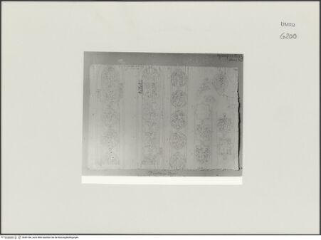 Vorderseite von Städelsches Kunstinstitut und Städtische Galerie [https://www.deutsche-digitale-bibliothek.de/content/lizenzen/rv-ez/] Sammlung von Umrissen und Durchzeichnungen, dienend zur Geschichte der bildenden Künste des Mittelalters in Italien, gezeichnet von J.A. Ramboux aus Trier in den Jahren 1818 bis 1822 und den Jahren 1833 bis 1843Seiteobere Zeichnung: Szenen des AT und der Passion Christi - , bh501344_recto. Foto.