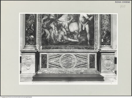 Vorderseite von Sopr. BAS ROMA [https://www.deutsche-digitale-bibliothek.de/content/lizenzen/rv-ez/] Altar - , bh501382_recto. Foto.