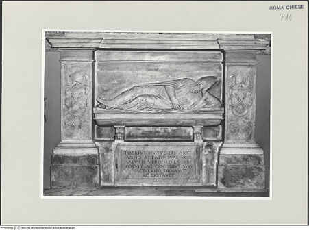 Vorderseite von Sopr. BAS ROMA [https://www.deutsche-digitale-bibliothek.de/content/lizenzen/rv-ez/] Grabmal für Bischof Tiberio Muti (gest. 1555) - , bh501395_recto. Foto.