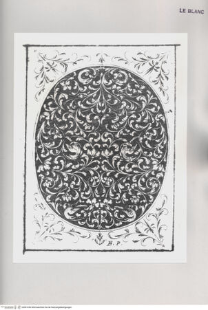 Vorderseite von Istituto per la Grafica [http://creativecommons.org/publicdomain/mark/1.0/] Vorlagen für GoldschmiedearbeitenModell für ein ovales Schmuckstück mit Pflanzenornamenten - , bh501696. Foto.