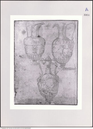 Vorderseite von Réunion des Musées Nationaux [https://www.deutsche-digitale-bibliothek.de/content/lizenzen/rv-ez/] Studien für Vasen - , bh502840_recto. Foto.