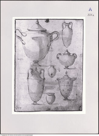 Vorderseite von Réunion des Musées Nationaux [https://www.deutsche-digitale-bibliothek.de/content/lizenzen/rv-ez/] Studien für Vasen - , bh502842_recto. Foto.