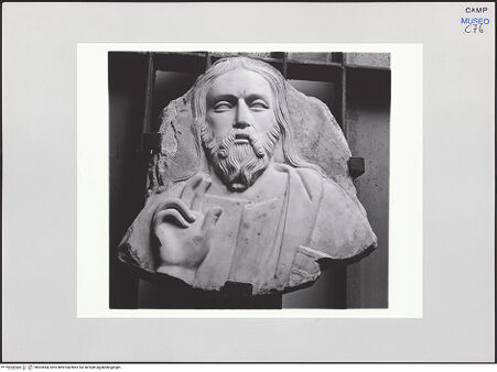 Vorderseite von Pedicini, Luciano [https://www.deutsche-digitale-bibliothek.de/content/lizenzen/rv-ez/] Reste eines Ziboriums - Fragment mit segnendem Christus, bh503984_recto. Foto: Pedicini, Luciano.