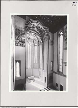 Vorderseite von Pedicini, Luciano [https://www.deutsche-digitale-bibliothek.de/content/lizenzen/rv-ez/] Santa Maria Donnaregina Vecchia - Seitenansicht, bh503993_recto. Foto: Pedicini, Luciano.