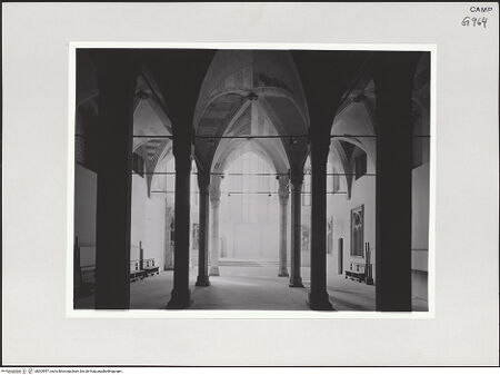 Vorderseite von Pedicini, Luciano [https://www.deutsche-digitale-bibliothek.de/content/lizenzen/rv-ez/] Santa Maria Donnaregina Vecchia - Gewölbe der Empore, bh503997_recto. Foto: Pedicini, Luciano.