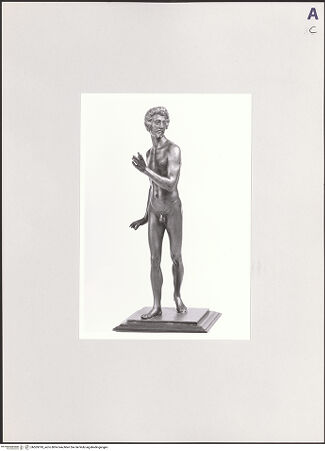 Vorderseite von Savio, Oscar [https://www.deutsche-digitale-bibliothek.de/content/lizenzen/rv-ez/] Santi Niccolò e CataldoHauptfassade - Gesamtansicht von Westen, bh505018_recto. Foto: Savio, Oscar.