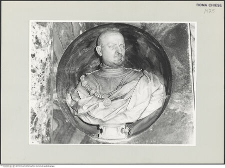 Vorderseite von Sopr. BAS ROMA [https://www.deutsche-digitale-bibliothek.de/content/lizenzen/rv-ez/] Büsten der Familie FrangipaneBüste des Muzio Frangipane (gestorben 1588) - , bh505115_recto. Foto.