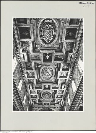 Vorderseite von Sopr. BAS ROMA [https://www.deutsche-digitale-bibliothek.de/content/lizenzen/rv-ez/] Holzdecke - , bh505145_recto. Foto.