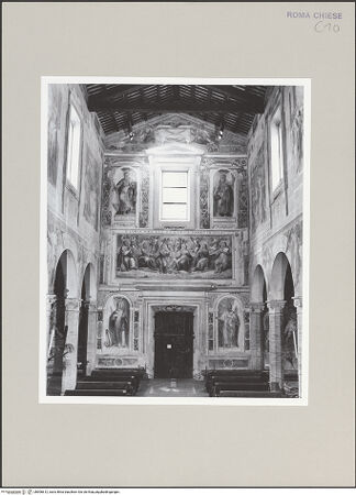 Vorderseite von Sopr. BAS ROMA [https://www.deutsche-digitale-bibliothek.de/content/lizenzen/rv-ez/] Santi Nereo e Achilleo - Innenfassade, bh506612_recto. Foto.