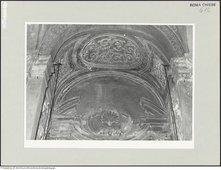 Vorderseite von Sopr. BAS ROMA [https://www.deutsche-digitale-bibliothek.de/content/lizenzen/rv-ez/] Dekoration der Cappella Specchi (Cappella di Sant'Antonio) - Wölbung, bh507818_recto. Foto.