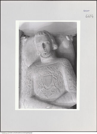 Vorderseite von Courtauld Institute of Art [https://www.deutsche-digitale-bibliothek.de/content/lizenzen/rv-ez/] Grabmal für Cristoforo d'Aquino (gest. 1342) und Tommaso d'Aquino (gest. 1357) - Cristoforo d' Aquino, Kopf, bh508927_recto. Foto.