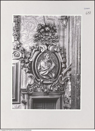 Vorderseite von ICCD [https://www.deutsche-digitale-bibliothek.de/content/lizenzen/rv-ez/] Wanddekoration der Cappella di San GennaroAbraham - Gesamtansicht, bh508945_recto. Foto.