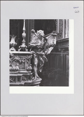 Vorderseite von ICCD [https://www.deutsche-digitale-bibliothek.de/content/lizenzen/rv-ez/] HauptaltarEngelspaar - Engel, rechts, bh508958_recto. Foto.