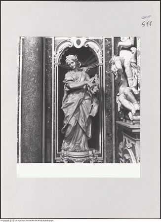 Vorderseite von ICCD [https://www.deutsche-digitale-bibliothek.de/content/lizenzen/rv-fz/] Personifikationen von TugendenPraemium - Frontalansicht, bh510263_recto. Foto.