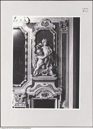 Vorderseite von ICCD [https://www.deutsche-digitale-bibliothek.de/content/lizenzen/rv-ez/] Wanddekoration der Cappella di San MartinoEngelspaar mit Symbolen der Eucharistie - Gesamtansicht, bh510275_recto. Foto.