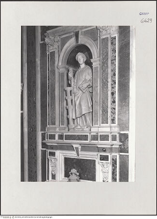 Vorderseite von ICCD [https://www.deutsche-digitale-bibliothek.de/content/lizenzen/rv-ez/] Heiliger Laurentius - Seitenansicht, bh510285_recto. Foto.