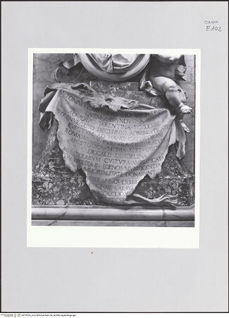 Vorderseite von ICCD [https://www.deutsche-digitale-bibliothek.de/content/lizenzen/rv-ez/] Grabmal des Erzbischofs Antonio Sersale (gest. 1775) - Detail: Grabinschrift, bh510336_recto. Foto.