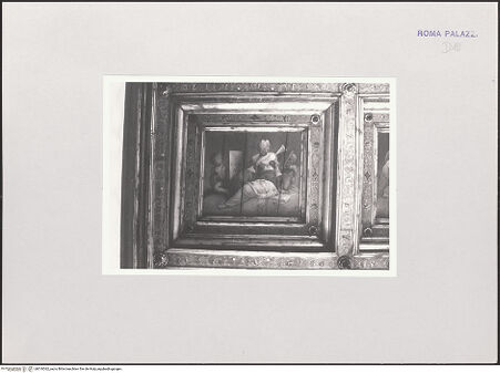 Vorderseite von Christian, Kathleen [https://www.deutsche-digitale-bibliothek.de/content/lizenzen/rv-ez/] Kassettendecke mit SibyllendarstellungenDie Cumeische Sibylle - , bh510362_recto. Foto: Christian, Kathleen.