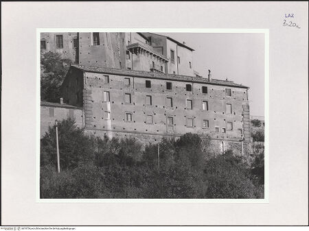 Vorderseite von Bibliotheca Hertziana [http://creativecommons.org/licenses/by-nc-sa/4.0/] Palazzo Orsini - Marstall, bh510754_recto. Foto: Sigismondi, Roberto.