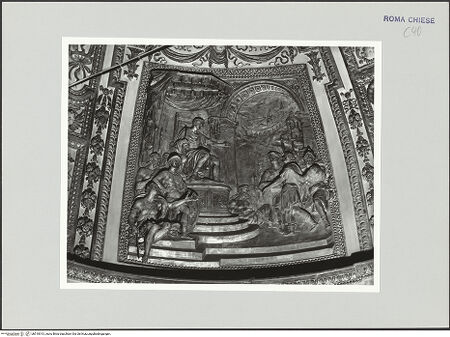 Vorderseite von Sopr. BAS ROMA [https://www.deutsche-digitale-bibliothek.de/content/lizenzen/rv-ez/] Stuckdekoration - Der heilige Chrysogonus vor dem Richter, bh510913_recto. Foto.