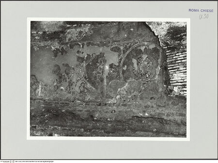 Vorderseite von Sopr. BAS ROMA [https://www.deutsche-digitale-bibliothek.de/content/lizenzen/rv-ez/] Freskofragment - Unterkirche, Apsis, bh511543_recto. Foto.