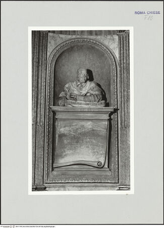 Vorderseite von Sopr. BAS ROMA [https://www.deutsche-digitale-bibliothek.de/content/lizenzen/rv-ez/] Grabmal des Monsignore Gaudenzo Poli, gest. 1679 - , bh511555_recto. Foto.