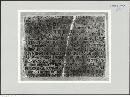 Vorderseite von Sopr. BAS ROMA [https://www.deutsche-digitale-bibliothek.de/content/lizenzen/rv-ez/] Inschrifttafel anläßlich der Weihe eines Oratoriums im Jahr 1123 - , bh511567_recto. Foto.