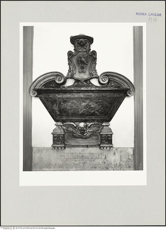 Vorderseite von Sopr. BAS ROMA [https://www.deutsche-digitale-bibliothek.de/content/lizenzen/rv-ez/] Grabmal von Kardinal Vincenzo Pacetto - , bh512706_recto. Foto.