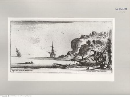 Vorderseite von Istituto Nazionale per la Grafica [http://creativecommons.org/publicdomain/mark/1.0/] Zweite Folge von vier LandschaftenTafel 1: Meeresküste, rechts ein Mann mit einem Topf über einem Feuer - , bh513022. Foto.