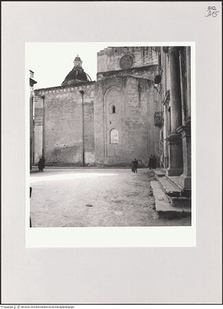 Vorderseite von Bibliotheca Hertziana [https://www.deutsche-digitale-bibliothek.de/content/lizenzen/rv-fz/] Cattedrale - Apsis, bh514043_recto. Foto: Schwarz, Heinrich Mathias.