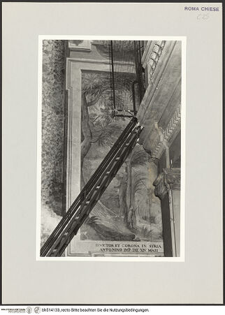 Vorderseite von Sopr. BAS ROMA [https://rightsstatements.org/page/CNE/1.0/] FreskenzyklusMärtyrerlandschaften (untere Wandzone) - Die Märtyrer Viktor und Corona in Syrien, Eingangswand, links, bh514133_recto. Foto.