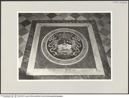 Vorderseite von Sopr. BAS ROMA [https://www.deutsche-digitale-bibliothek.de/content/lizenzen/rv-ez/] Marmorfußboden mit Wappen des Dominikanerordens - , bh514211_recto. Foto.