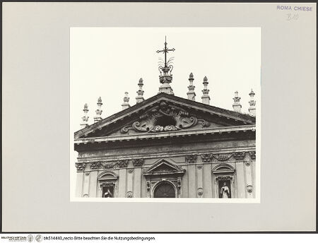 Vorderseite von Sopr. BAS ROMA [https://www.deutsche-digitale-bibliothek.de/content/lizenzen/rv-ez/] Santi Domenico e Sisto - Fassade, Giebel, bh514440_recto. Foto.