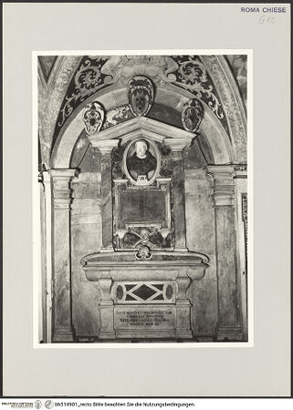 Vorderseite von Sopr. BAS ROMA [https://www.deutsche-digitale-bibliothek.de/content/lizenzen/rv-ez/] Grabmal des Kardinals Jérome Souchier - , bh514901_recto. Foto.