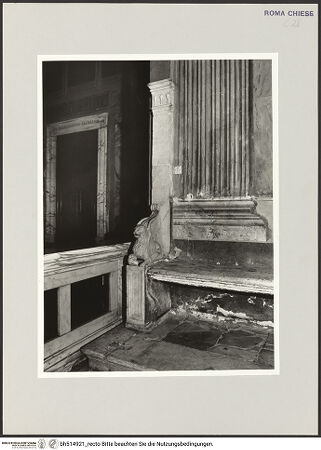 Vorderseite von Sopr. BAS ROMA [https://www.deutsche-digitale-bibliothek.de/content/lizenzen/rv-ez/] Wangen der die Apsis umlaufenden Steinbank - , bh514921_recto. Foto.