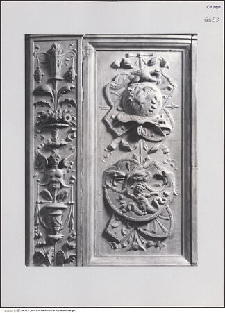 Vorderseite von Pedicini, Luciano [https://www.deutsche-digitale-bibliothek.de/content/lizenzen/rv-ez/] Grabmal des Galeazzo III Pandone (gest. 1514) - Detail: Pilasterfüllung, Trophäen-Feston, bh515371_recto. Foto: Pedicini, Luciano.