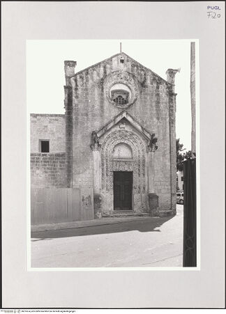 Vorderseite von Sigismondi, Roberto [http://creativecommons.org/licenses/by-nc-sa/4.0/] Santa Maria della Strada - Fassade von Westen, bh515674_recto. Foto: Sigismondi, Roberto.