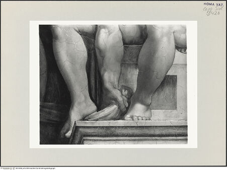 Vorderseite von Musei Vaticani [https://www.deutsche-digitale-bibliothek.de/content/lizenzen/rv-ez/] Die Sixtinische DeckeIgnudiIgnudi am Thron des Ezechiel - Rechts: Ausschnitt Füße, bh515886_recto. Foto.