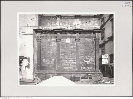 Vorderseite von Bibliotheca Hertziana [https://www.deutsche-digitale-bibliothek.de/content/lizenzen/rv-fz/] Cappella Pontano - Westwand, bh516553_recto. Foto.