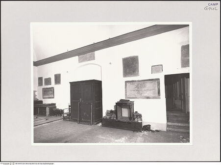 Vorderseite von Bibliotheca Hertziana [https://www.deutsche-digitale-bibliothek.de/content/lizenzen/rv-fz/] Cappella Pontano - Inneres nach Norden, bh516559_recto. Foto.