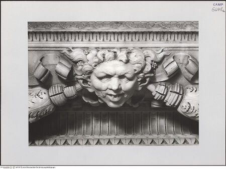 Vorderseite von Pedicini, Luciano [https://www.deutsche-digitale-bibliothek.de/content/lizenzen/rv-ez/] Grabmal des Vizekönigs Don Pedro di Toledo (gest. 1553) und seiner Gemahlin Maria Ossorio PimentelDekoration - Detail: Maske, bh518152_recto. Foto: Pedicini, Luciano.