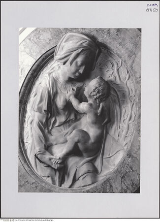 Vorderseite von Pedicini, Luciano [https://www.deutsche-digitale-bibliothek.de/content/lizenzen/rv-ez/] Maria mit Kind - Seitenansicht, bh518324_recto. Foto: Pedicini, Luciano.