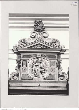 Vorderseite von Pedicini, Luciano [https://www.deutsche-digitale-bibliothek.de/content/lizenzen/rv-ez/] Madonna - Gesamtansicht, bh518347_recto. Foto: Pedicini, Luciano.