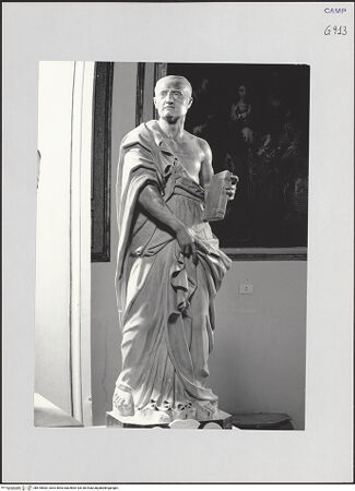 Vorderseite von Pedicini, Luciano [https://www.deutsche-digitale-bibliothek.de/content/lizenzen/rv-ez/] ApostelfigurenHeiliger Matthäus - Gesamtansicht, bh518883_recto. Foto: Pedicini, Luciano.