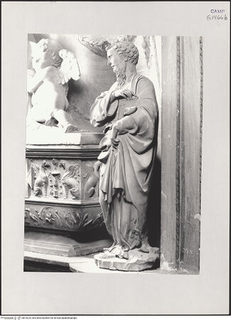 Vorderseite von Pedicini, Luciano [https://www.deutsche-digitale-bibliothek.de/content/lizenzen/rv-ez/] Grabmal des Giovan Battista Cicara (gest. 1504)Johannes der Evangelist - Ansicht von rechts, bh519234_recto. Foto: Pedicini, Luciano.