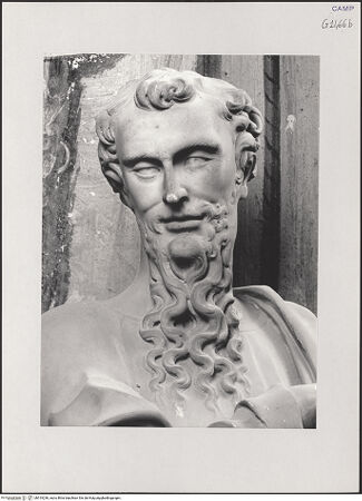 Vorderseite von Pedicini, Luciano [https://www.deutsche-digitale-bibliothek.de/content/lizenzen/rv-ez/] Grabmal des Giovan Battista Cicara (gest. 1504)Johannes der Evangelist - Detail: Gesicht, bh519236_recto. Foto: Pedicini, Luciano.