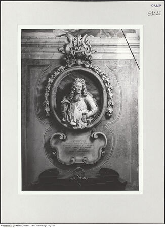 Vorderseite von ICCD [https://www.deutsche-digitale-bibliothek.de/content/lizenzen/rv-ez/] Denkmal Karls VI. von Österreich - Gesamtansicht, bh520261_recto. Foto.