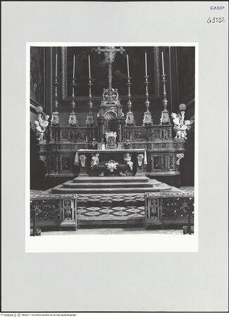 Vorderseite von ICCD [https://www.deutsche-digitale-bibliothek.de/content/lizenzen/rv-ez/] Hauptaltar - Gesamtansicht, bh520277_recto. Foto.