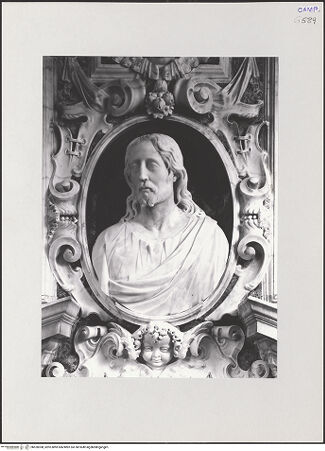 Vorderseite von ICCD [https://www.deutsche-digitale-bibliothek.de/content/lizenzen/rv-ez/] Seitenportal mit Christus - Supraporte mit Christusbüste, bh520308_recto. Foto.