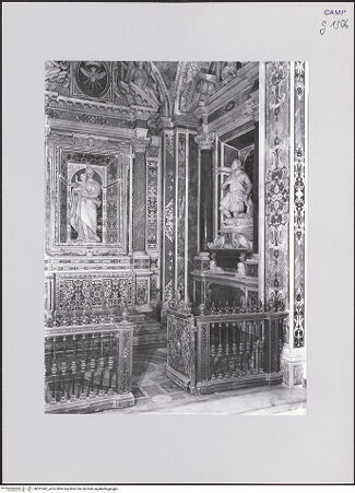 Vorderseite von ICCD [https://www.deutsche-digitale-bibliothek.de/content/lizenzen/rv-ez/] Dekoration der Cappella Firrao - Altar und Wand mit dem Grabmal des Antonio Firrao, bh521642_recto. Foto.